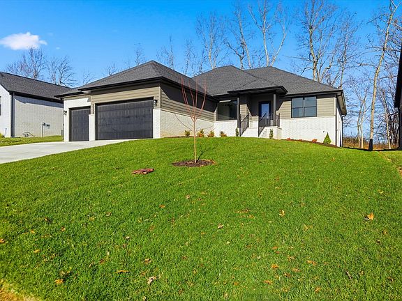 3rd image of 5555 E Wild Horse Drive