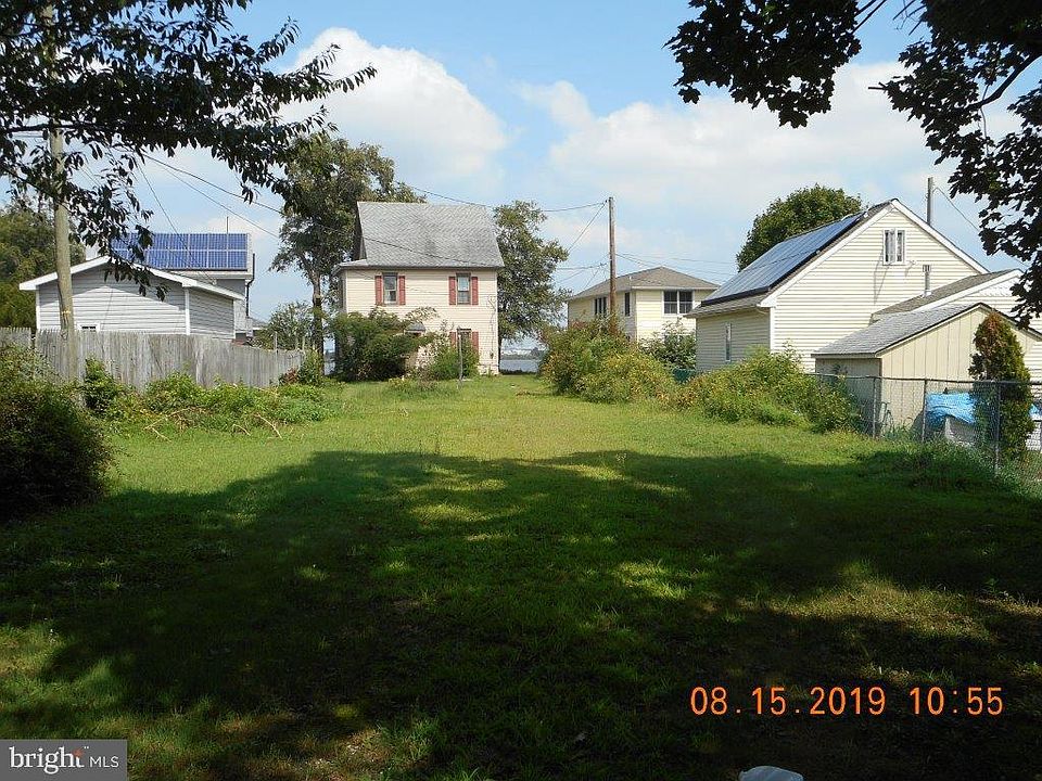 2nd image of 45 Riverview Ave