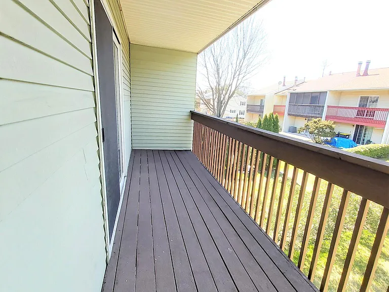 3210 Crystal Ct — Photo 28