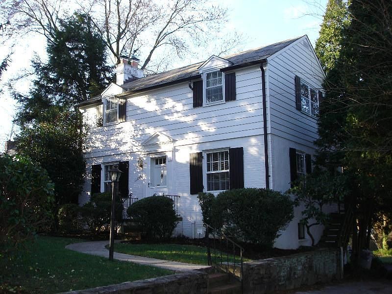2nd image of 1205 Lake Falls Rd