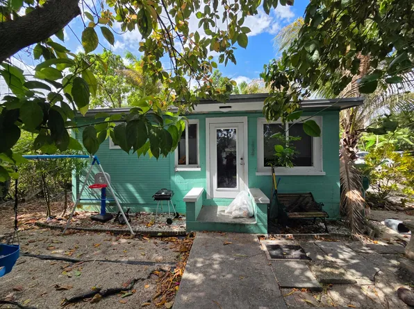 238 SW 1st Street, Florida City, FL 33034