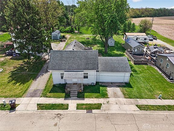3rd image of 5709 W Xenia St