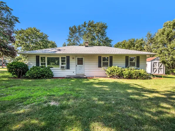 265 S East St, Freeport, MI 49325