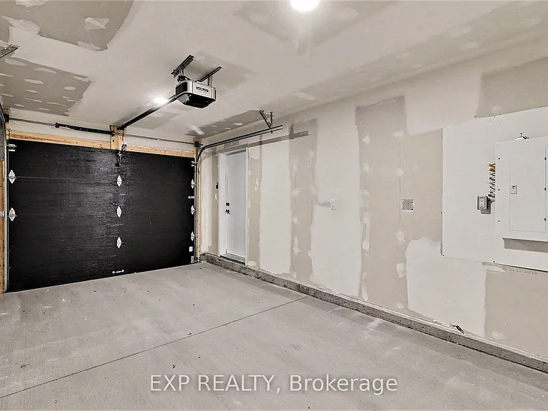 1089 Notre Dame St #2 — Photo 19