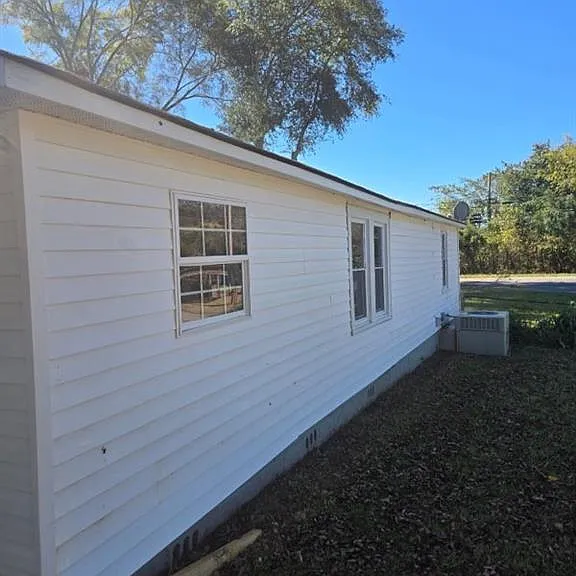 617 Cassville Rd — Photo 5