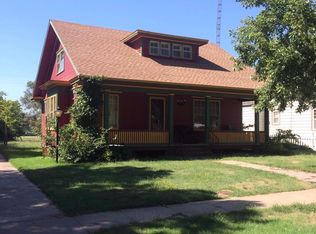 133 N 8th St, Wakeeney, KS 67672
