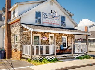 17 M St #A, Hampton, NH 03842