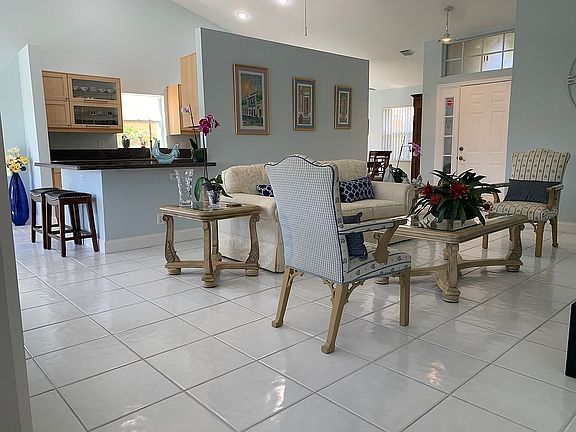 5th image of 5434 Grande Palm Cir