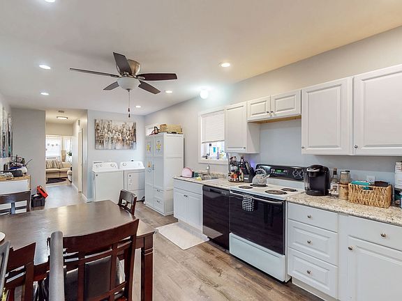 5th image of 176 Paine St #2