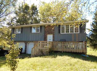 483 Mockingbird Trl, Avon, IL 61415