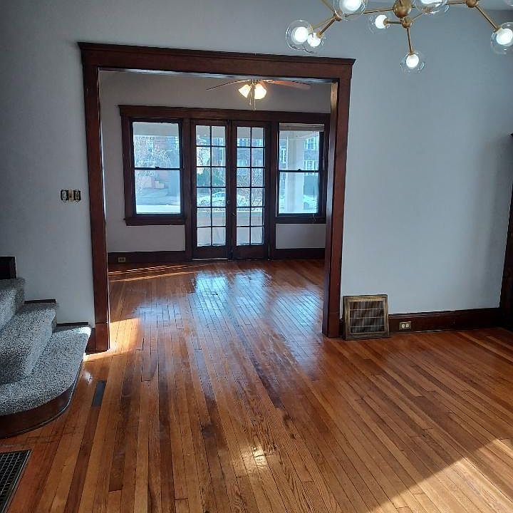 1st image of 11830 Clifton Blvd