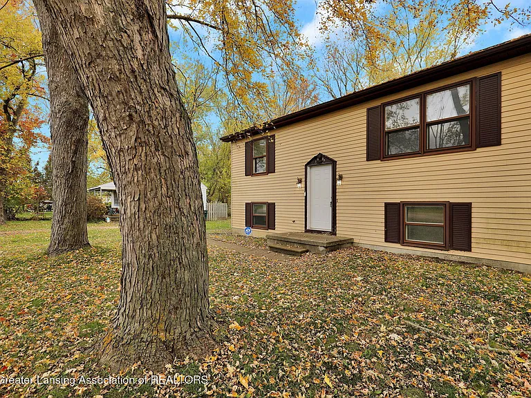 6125 Kenbrook Rd — Photo 5