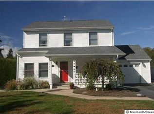 814 Woodcrest Dr, Spring Lake, NJ 07762