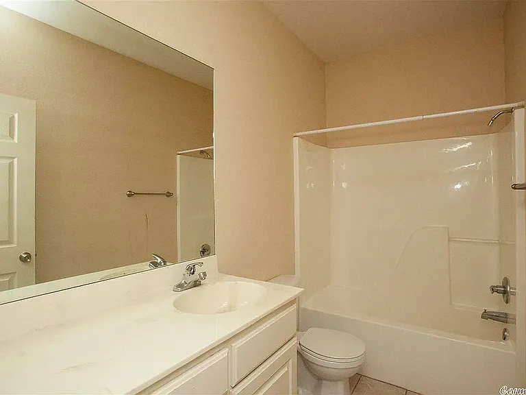 1704 Pilot Ct — Photo 5