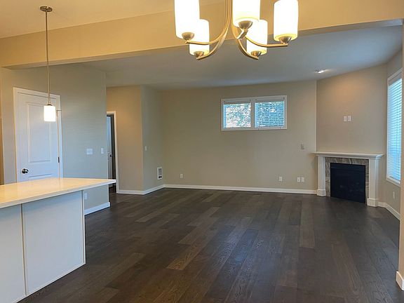 4th image of 11165 NE Hawkeye Pl