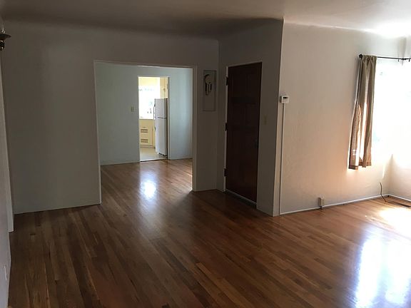 3rd image of 13410 W Park Ave