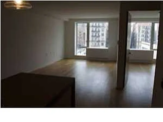 Rented by Evans Real Estate | media 16