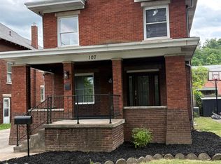 107 11th Ave W, Huntington, WV 25701