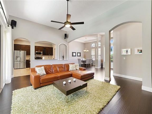 3rd image of 1209 Pallister Ln