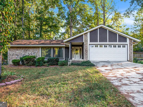 6679 Judy Ln, Riverdale, GA 30296