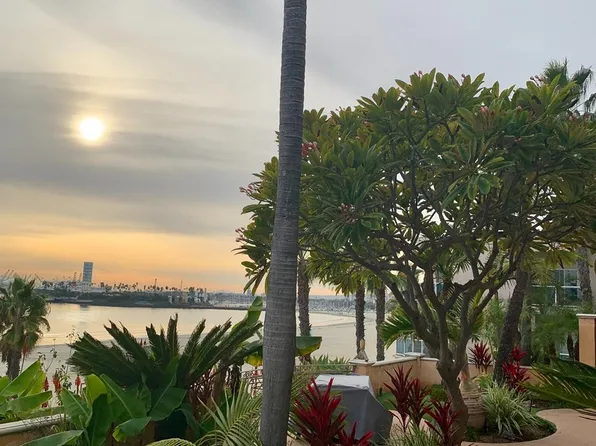 26 10th Place, 26 10th Pl APT 8, Long Beach, CA 90802