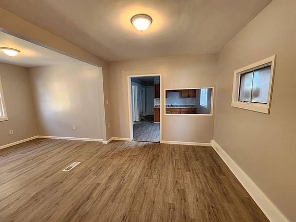 2nd image of 251 Esser Ave #2