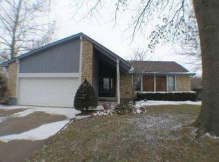 19005 E Ringo Cir, Independence, MO 64057