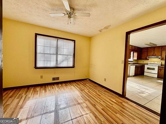 5th image of 5615 Pennybrook Ct