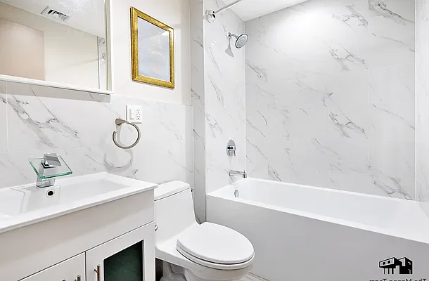 Rented by Compass | media 7