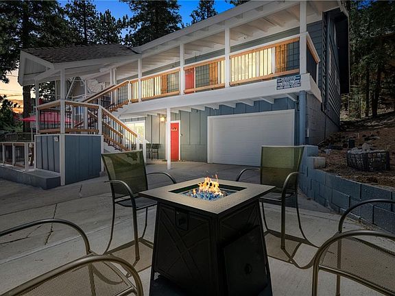 2nd image of 42991 Fern Ave