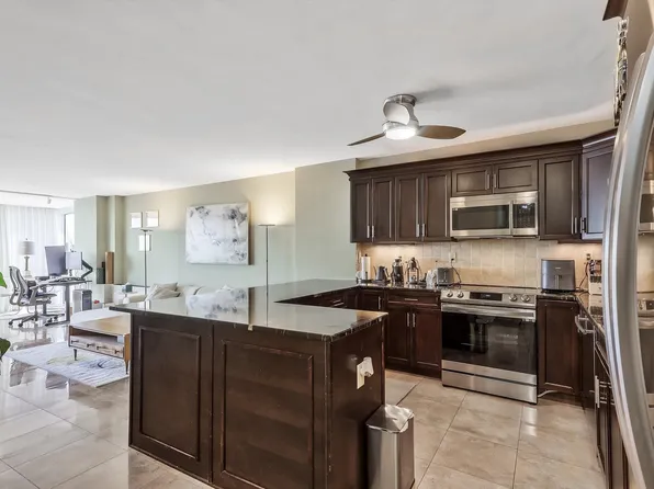 380 Mountain Road image 1 of 43