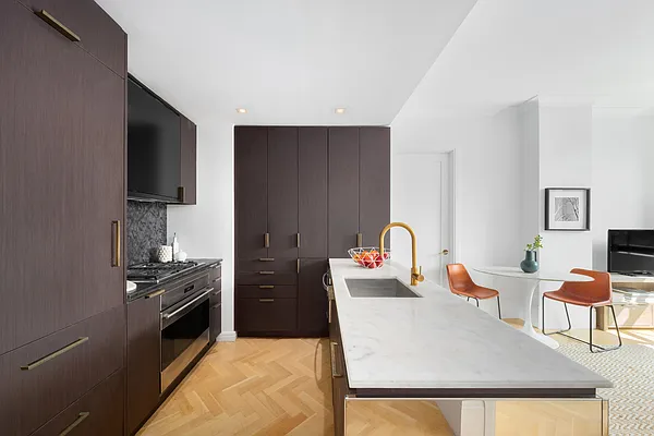 Rented by Compass | media 2