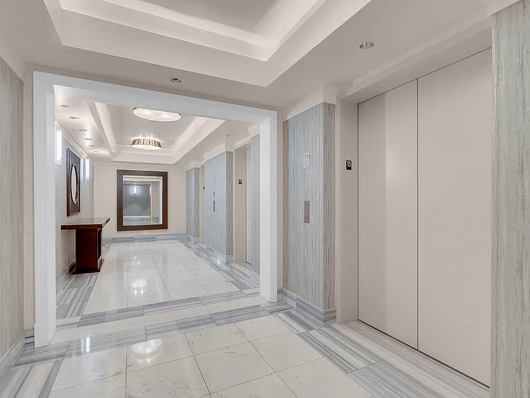 222 Karen Ave #15 — Photo 31