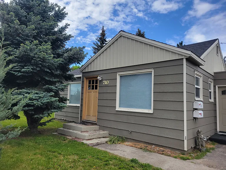 710 Mount Ave — Photo 11