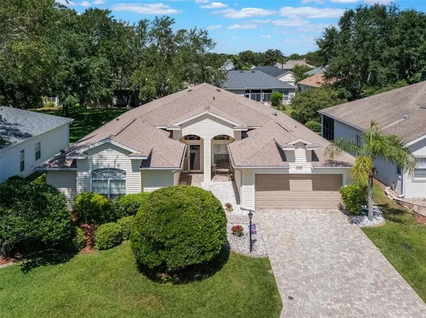 25243 River Crest Dr, Leesburg, FL 34748