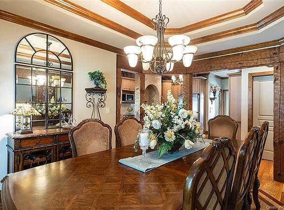 5th image of 2431 Talbot Ct