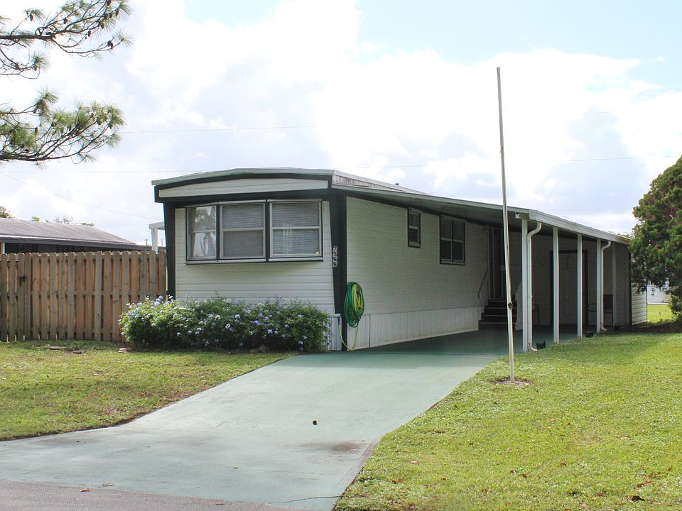 1st image of 7566 SE Wren Ave