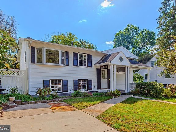 4th image of 347 Dean Dr