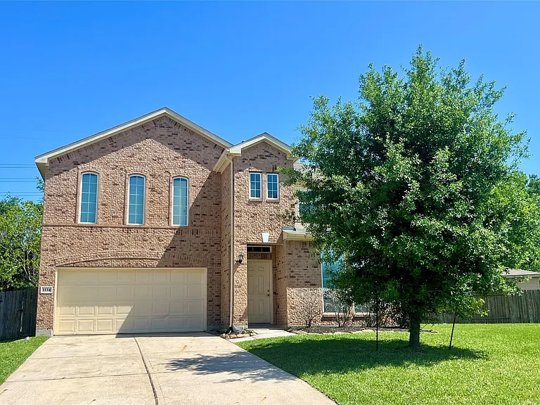 1134 Gem Stone Ct — Photo 1