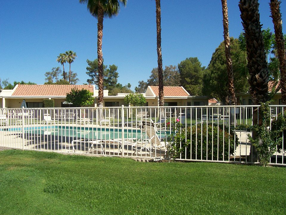 Pool + Yard