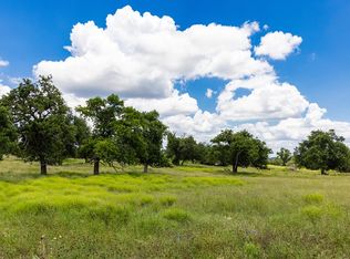 34 N Gretchen Grove Ln, Fredericksburg, TX 78624