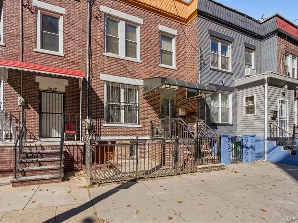 2239 Tiebout Avenue, Bronx, NY 10457