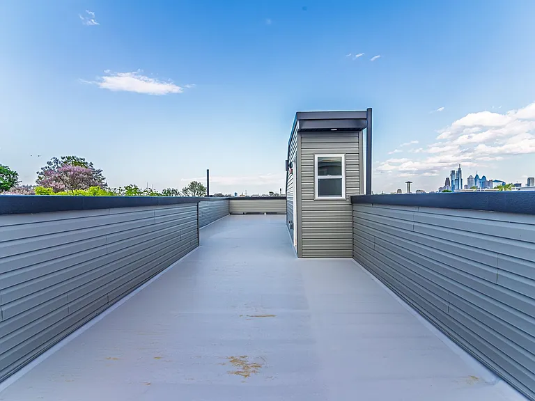 808 N Preston St — Photo 30