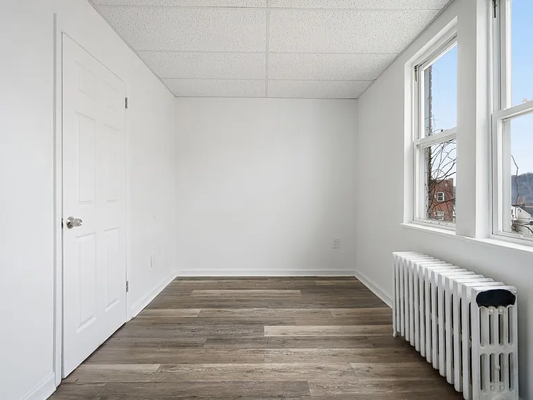 126 W 9th Ave — Photo 20