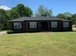 27 Annandale Dr, Boiling Springs, SC 29316