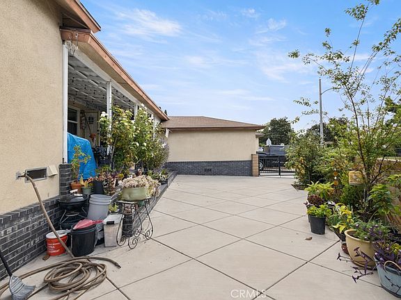 5th image of 2607 W Via Corona