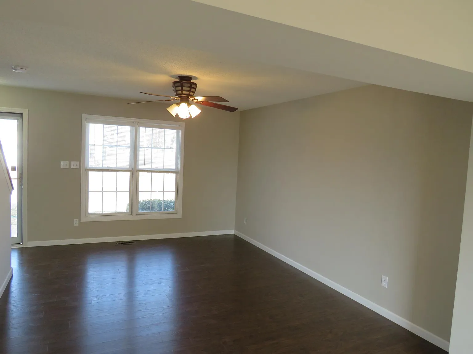 2 bed, 1184 sqft, $1,725 — Photo 4