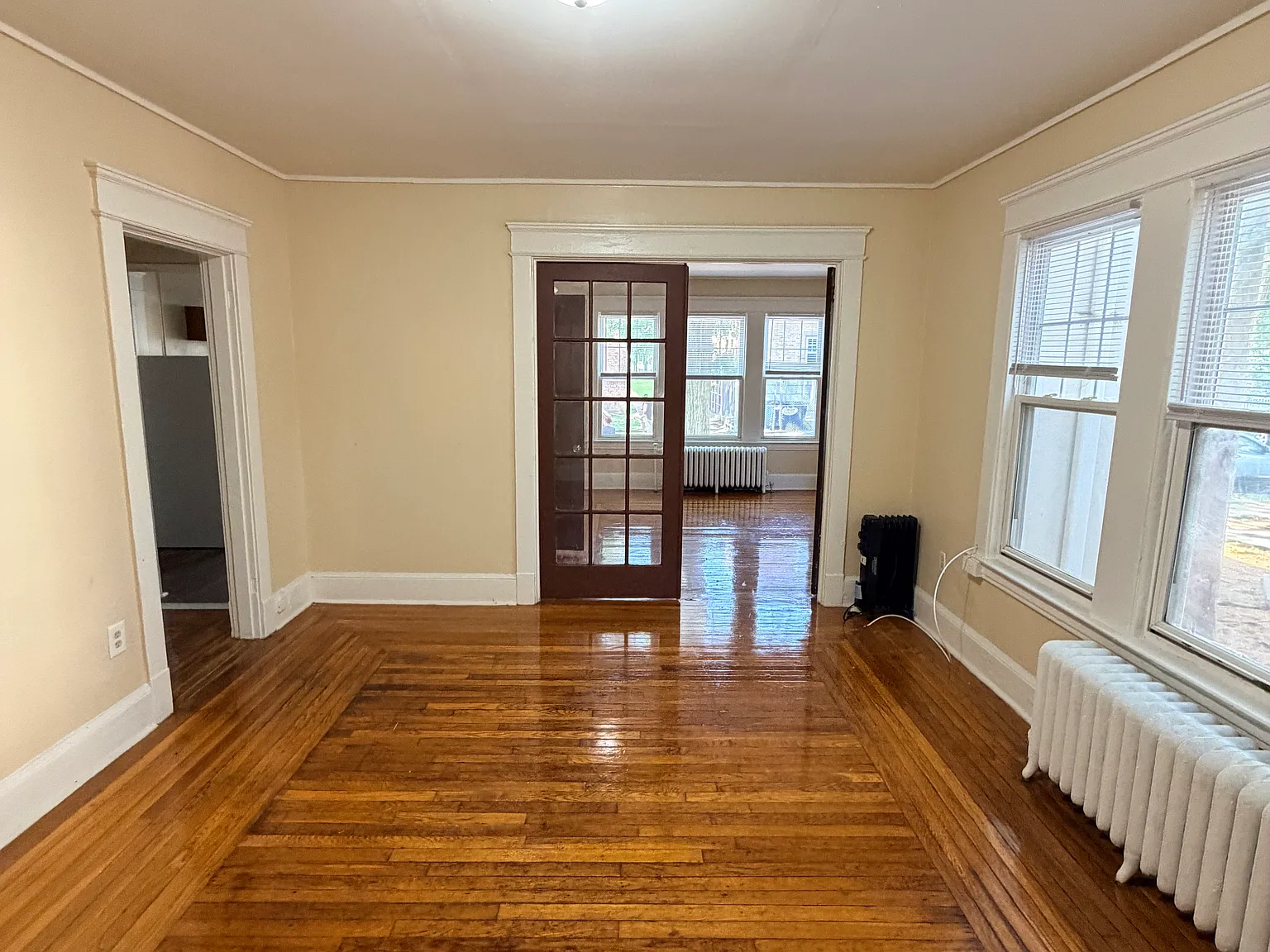 2 bed, 650 sqft, $1,525 — Photo 2
