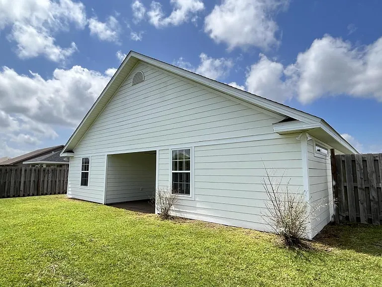 4840 McCall Ln — Photo 44