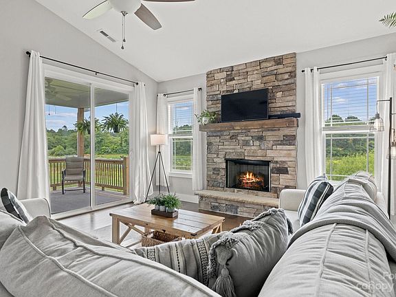 4th image of 238 Leyland Cir